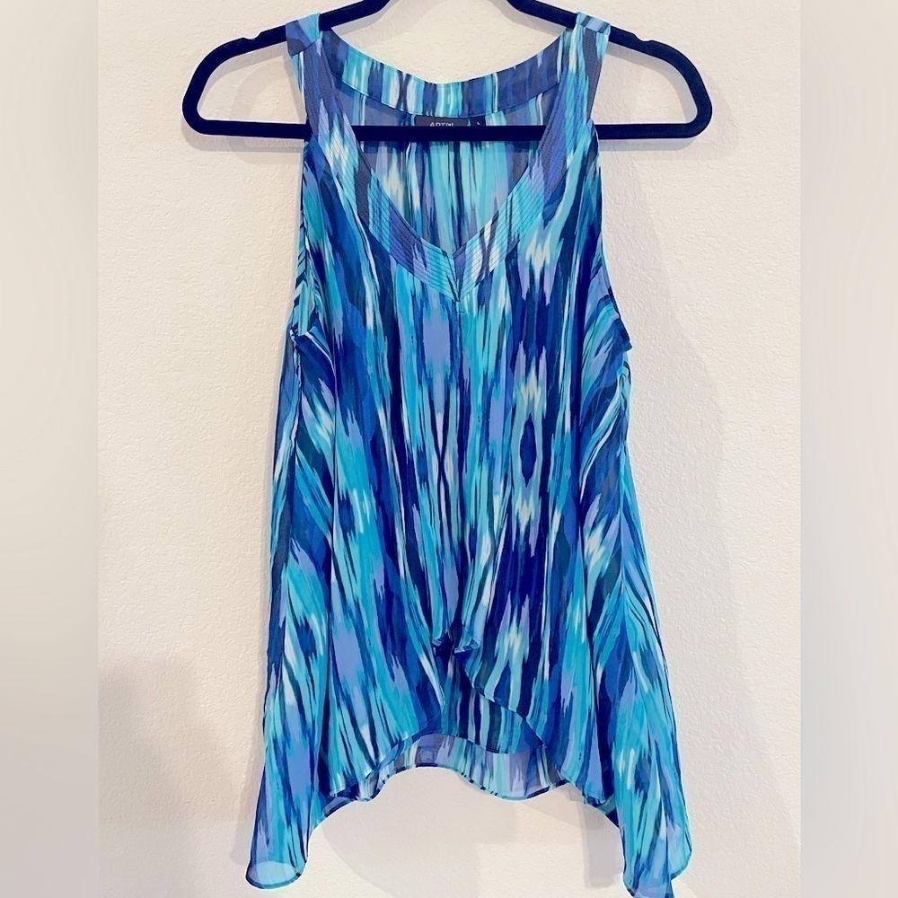 Apt. 9 Women’s Tank Top Large Flirty Lightweight Blue & Purple Handkerchief